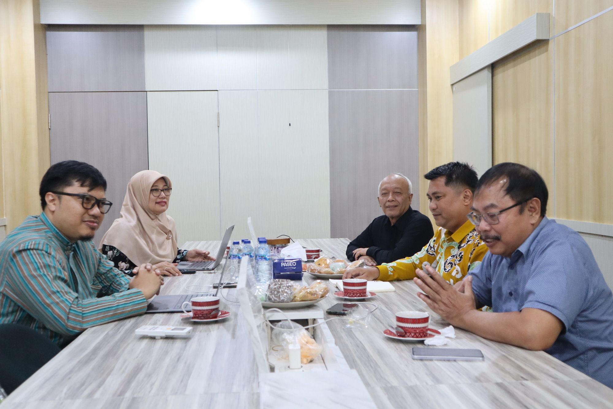 LPPM UPN “Veteran” Yogyakarta Terima Kunjungan Universitas Borneo Tarakan untuk Benchmark Pengelolaan TKT Riset dan Inovasi